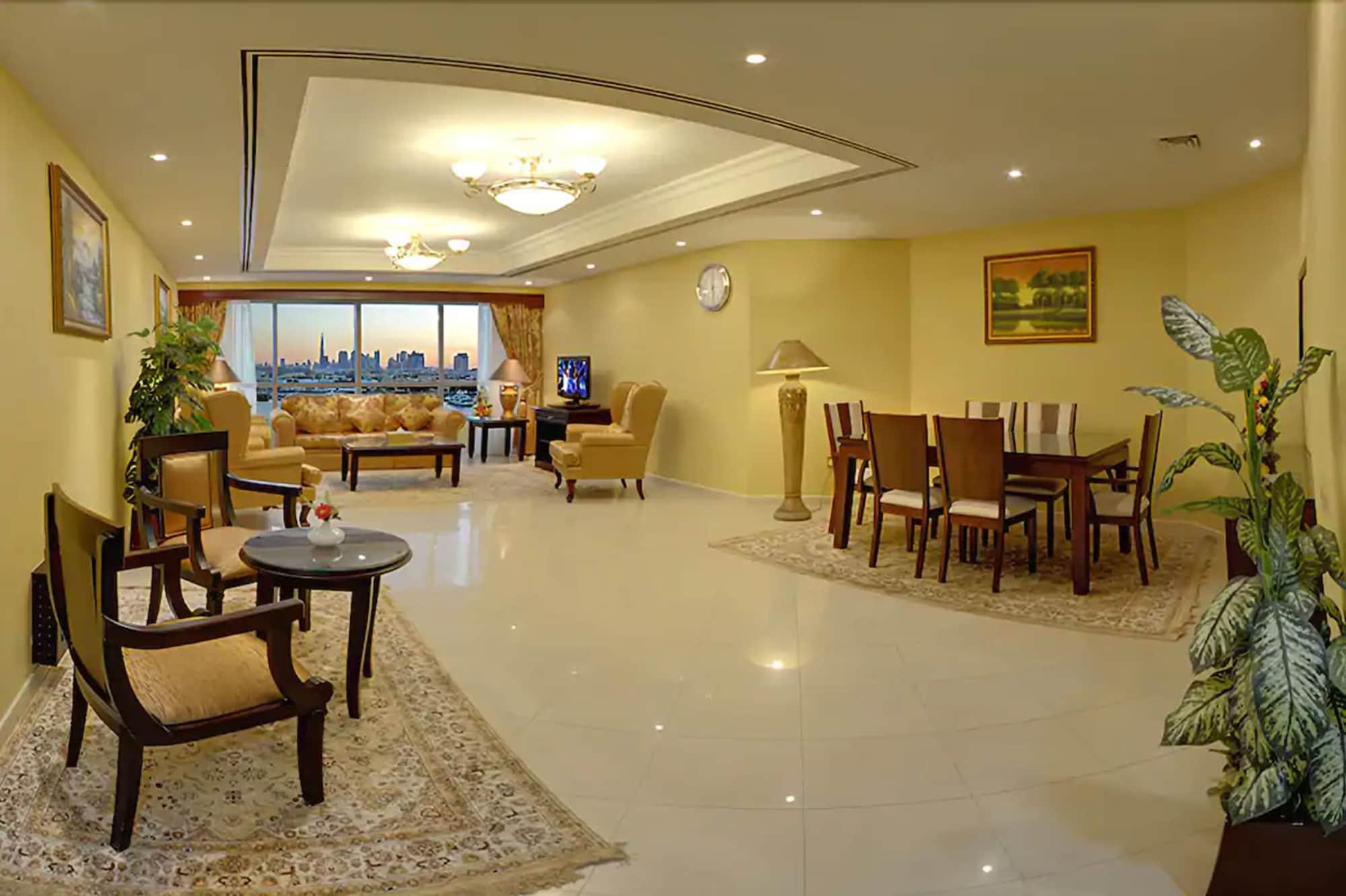 Deira Suites Deluxe Hotel Suites Dubai Exterior photo